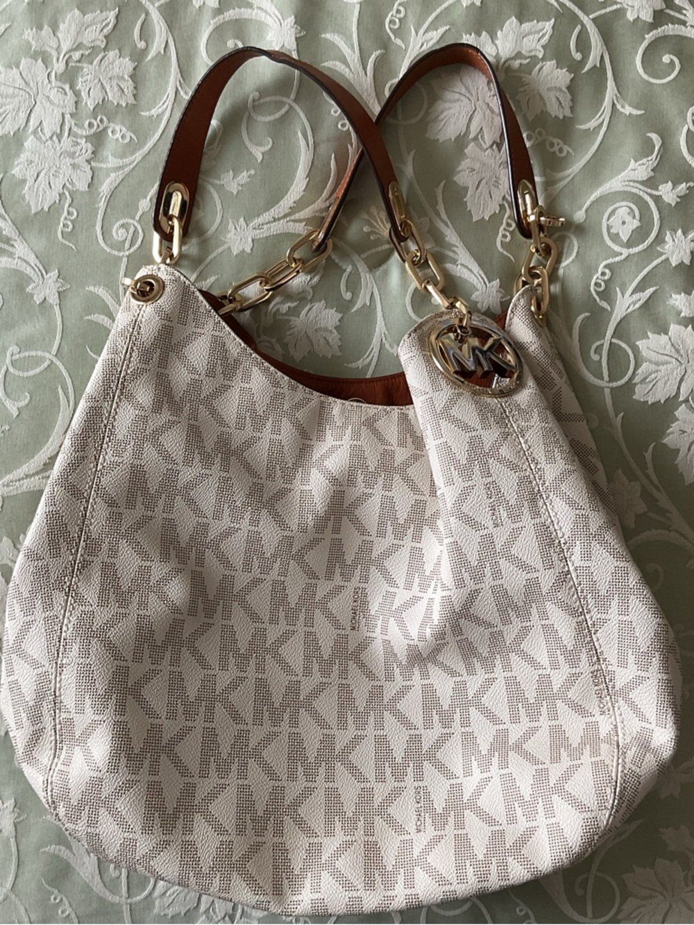 Michael Kors Beige/White Logo Shoulder Hobo with Gold Hardware - Picture 8 of 16